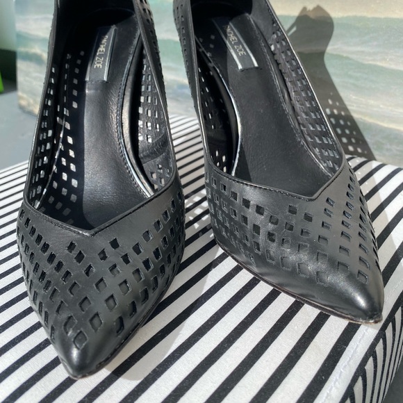 Rachel Zoe Callie Baby Calf Black Leather Heels - Picture 5 of 11